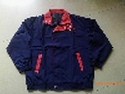專業(yè)定制，彰顯企業(yè)風(fēng)采——全方位解析風(fēng)衣、廣告服、工作服、制服、工衣及普通工裝廠服定做